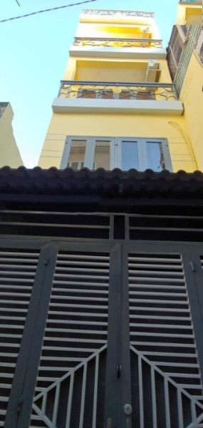 Bán gấp nhà 4 tầng giá rẻ Đường Lê Hồng Phong, Phường 1, Quận 10, Hồ Chí Minh